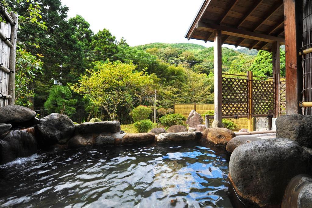 Kamata Hotel Yugawara Esterno foto