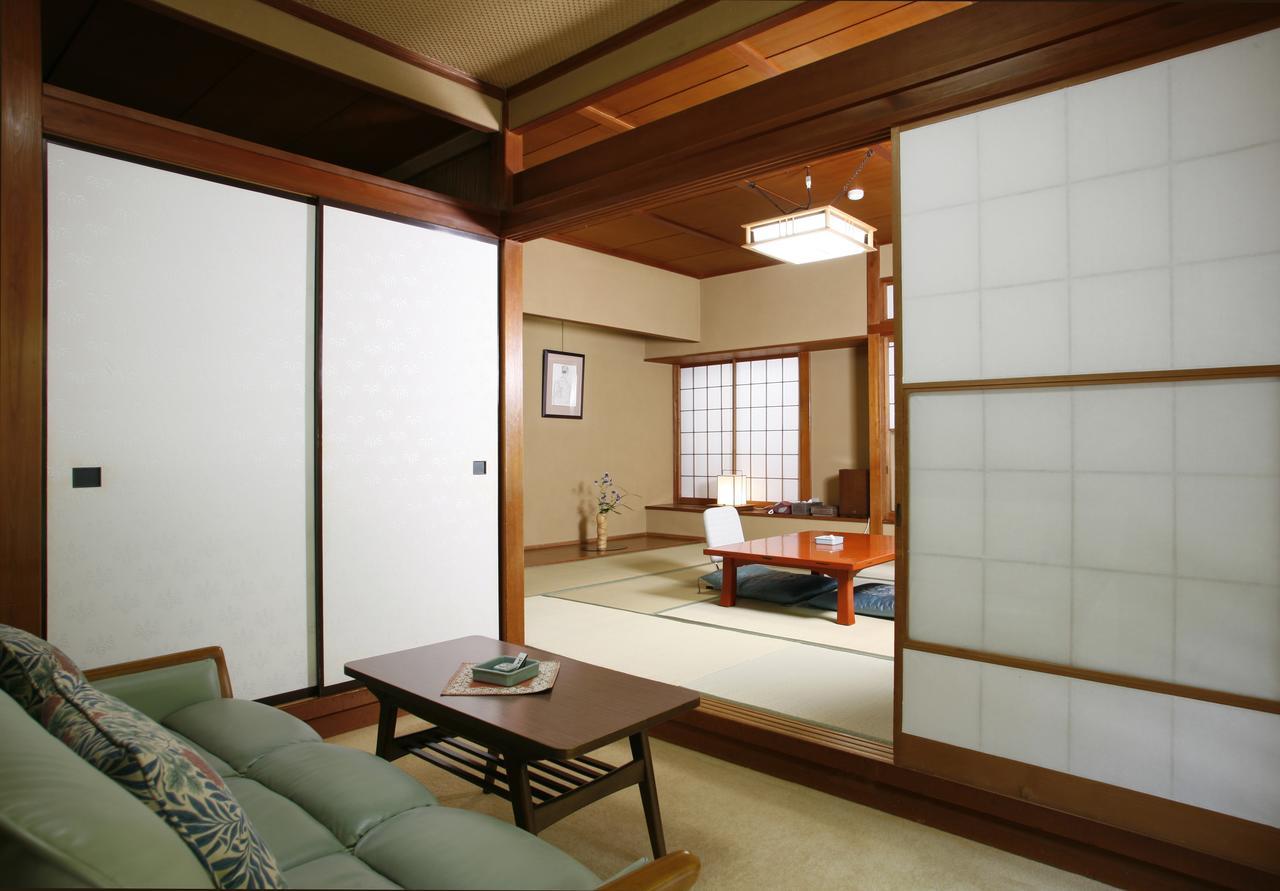 Kamata Hotel Yugawara Esterno foto